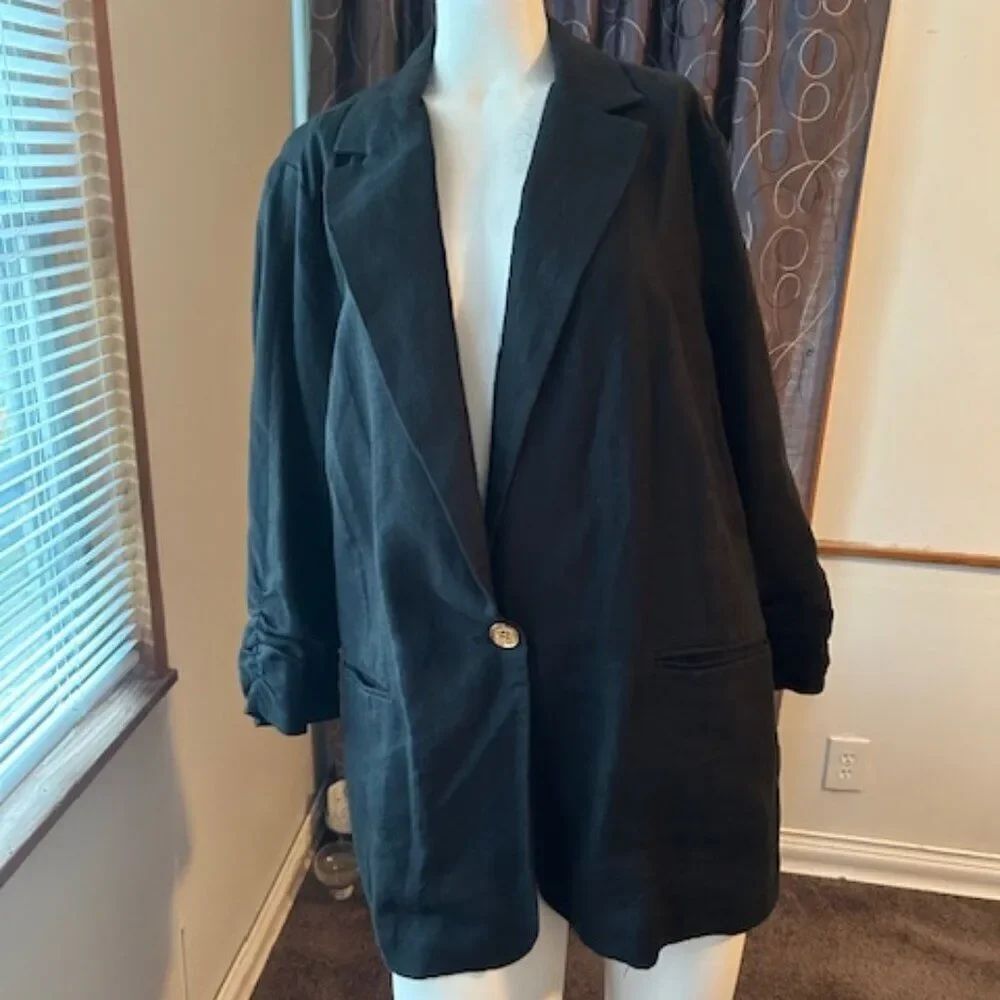 Michael Michael Kors Black ruche sleeves 1 button Linen blazer, size 2X